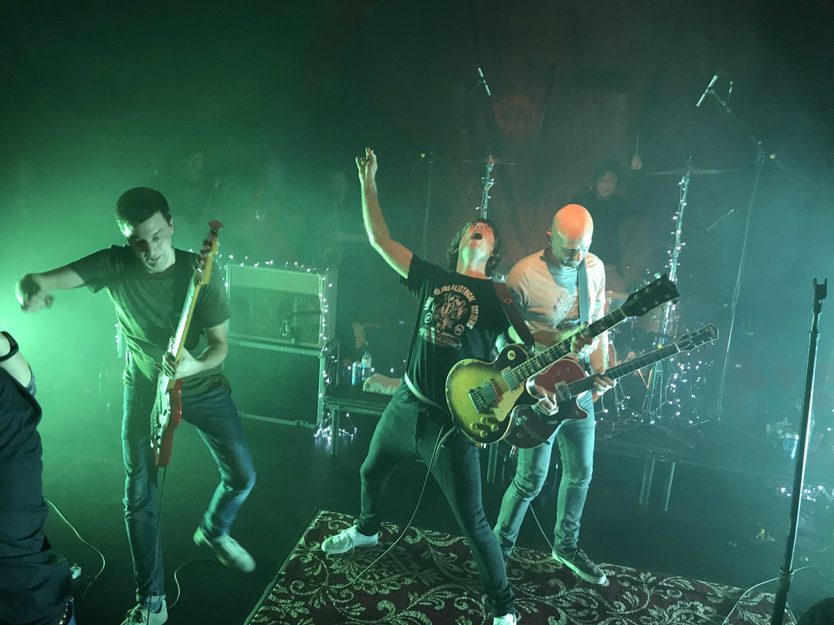 Old_Man_Abbott's tweet photo. I think this photo caught a rock god moment @shedseven Thanks for an awesome night @PocklingtonArts #instantpleasures https://t.co/G07c6virtS