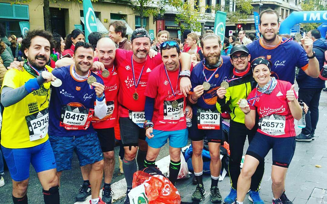 NikkiRunners's tweet photo. Los domingos son para correr y eso hemos hecho 😉. Unos en la @behobia_ss y otros en la @sanitasmarcarunningseries #takechargebehoviass #carreraaficiones #cogeaireysígueme https://t.co/mxBSBX0t3i