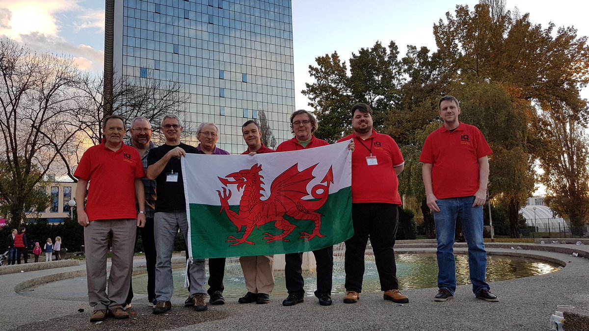 QuizWales's tweet photo. The Wales squad outside the #eqc2017 venue at the close of an intense weekend's quizzing https://t.co/5zvaGYrgRW