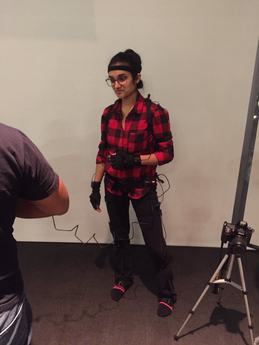 noitomocap's tweet photo. Who will win? #MITHackingArts #neironmocap challenge #Mocap #creativearts https://t.co/C2FqyokUgO