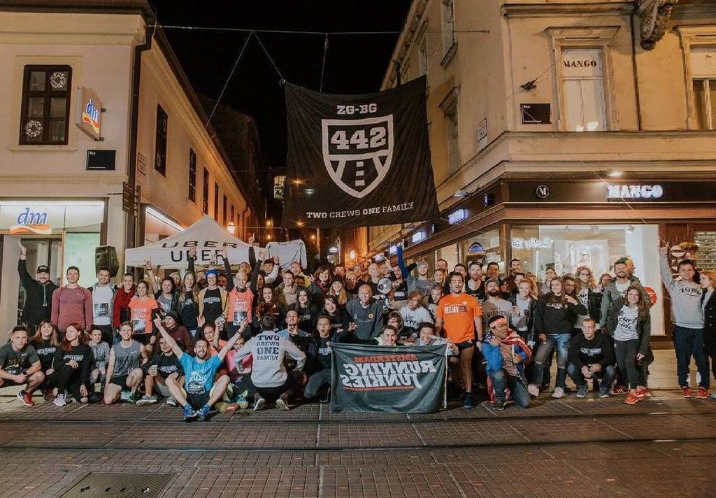 Not your average 10k race on a sunday night. 
You know somethings is about to go down when the 442 flag is hanging… ift.tt/2yw22y7