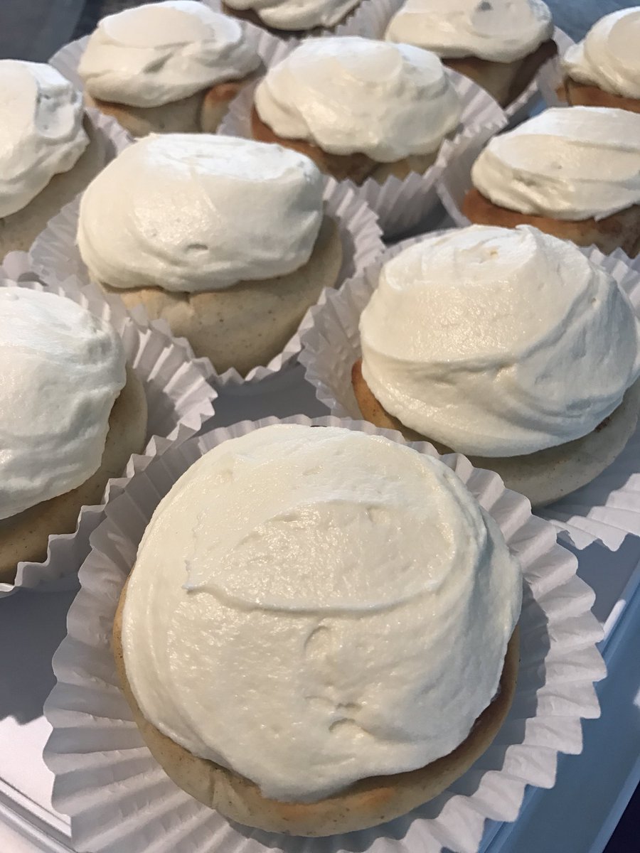 OneEightBakery's tweet photo. Now until December 20th get 12 #cinnamonbuns for $25.00! #dessert #officeparty #baking #bake #creamcheeseicing #stittsville #ottawa 😋 https://t.co/9H13lQ5mqM