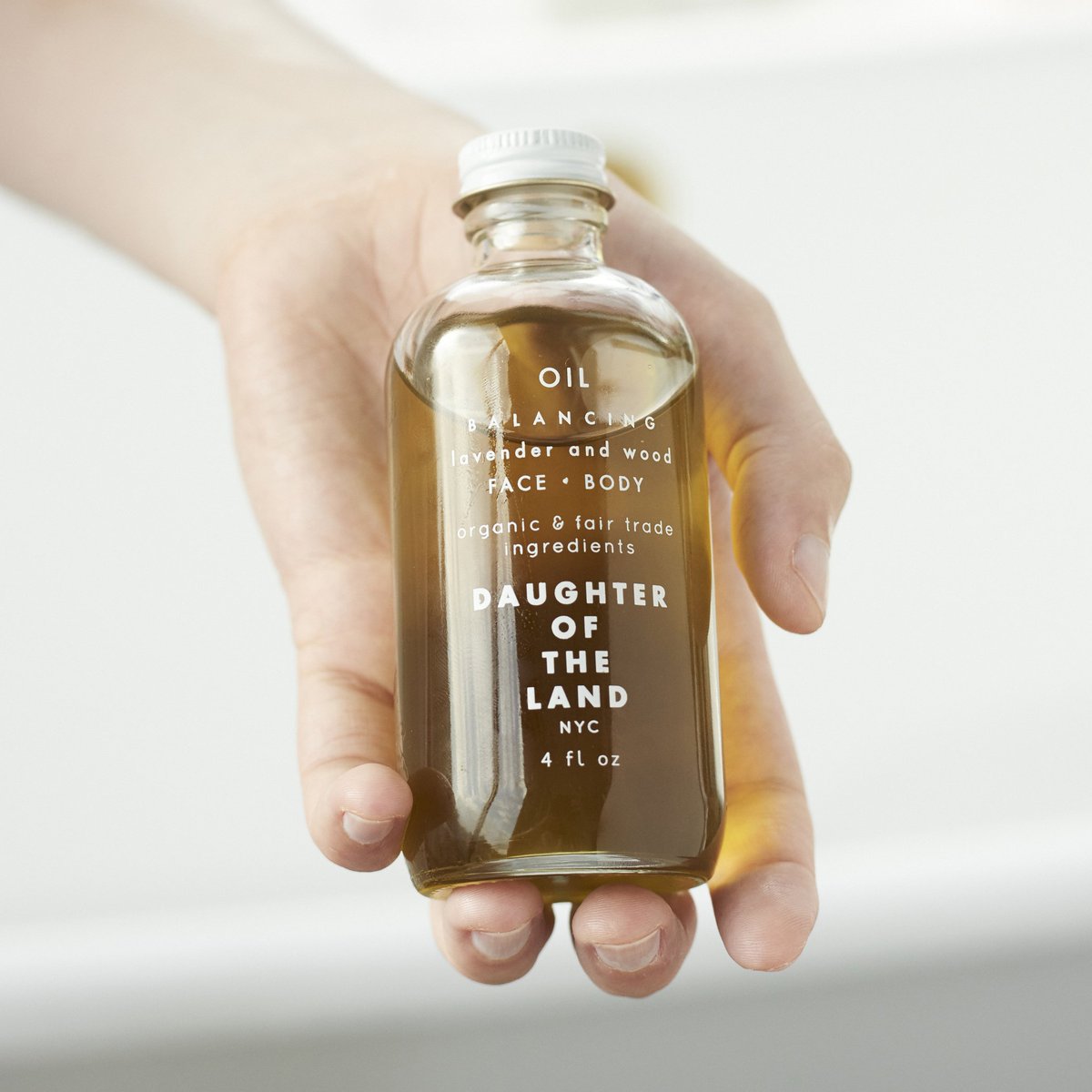 madewell's tweet photo. keep your balance with this moisturizing face and body oil from daughter of the land. shop it in the beauty cabinet. https://t.co/MqlQq0k9HY https://t.co/uN6wqZWjga