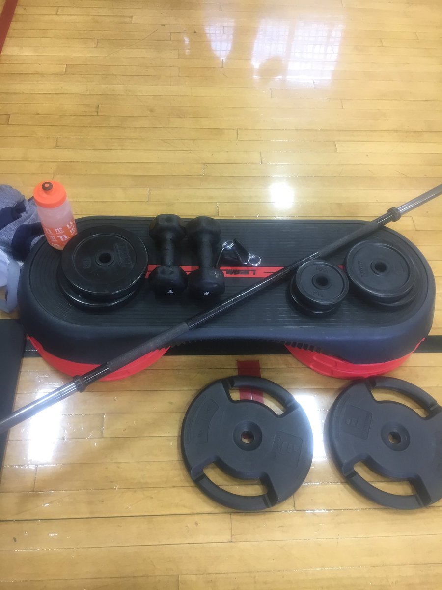 fournaturals's tweet image. Bodypump!  #comebackstronger  #movemorefitness nuunbassador  #teamleanstrongfast #DoingBetterOneDayAtATime #teamleft #bodypump #strength