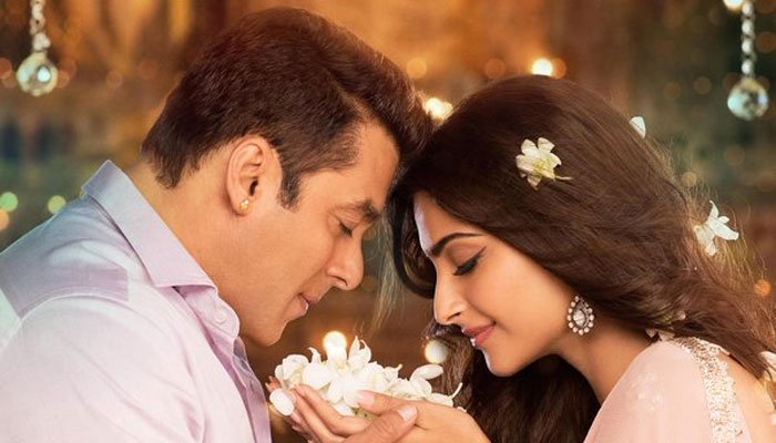 SonamKapoorCafe's tweet photo. Happy 2 Years of our Beloved " Prem Ratan Dhan Payo " The movie released about 2 Years ago and won everyone's hearts! Thank You @BeingSalmanKhan @sonamakapoor and Whole Rajshri Team for giving us this soulful movie. 2 YEARS OF PREMLICIOUS PRDP https://t.co/4FgqAzAWIc