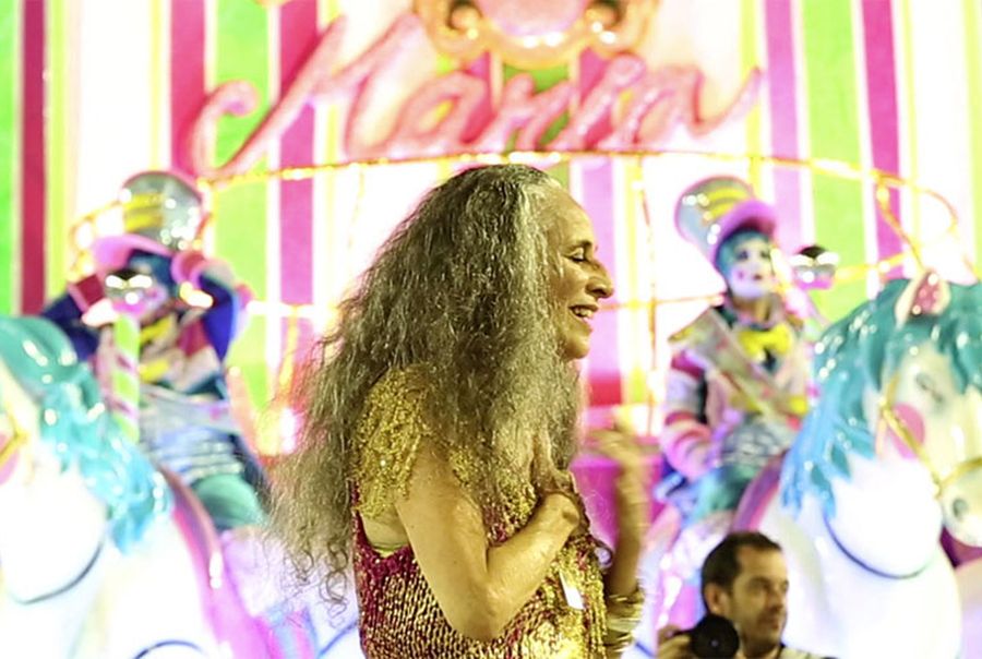 mimofestival's tweet photo. O documentário "Fevereiros" será exibido hoje, às 18h, no Cine Odeon, com a presença do diretor Marcio Debellian. O filme percorre uma viagem entre Rio e Bahia, acompanhando a cantora Maria Bethânia em seu universo familiar, festivo e religioso. Assista gratuitamente! #MIMORio https://t.co/3iPDBBVAfb