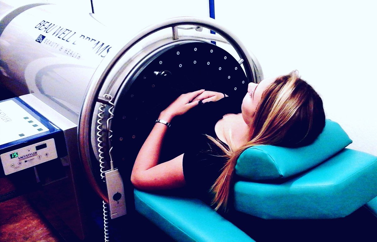 cellulite_anti's tweet photo. VACUSTYLER THERAPIE für die BEINE 
https://t.co/nPFZPnKFSn #VACUSTYLER #VAKUUM #unterdruck #wechselwirkung #beine #beinschmerzen #waden #schwerebeine #tennis #radfahren #radfahrer #schmerzen #Lymhdrainagen #fkaustria #scrapid #öfb #ötv #handball #tennis #radfahren #radfahrer https://t.co/i4xembrxTL