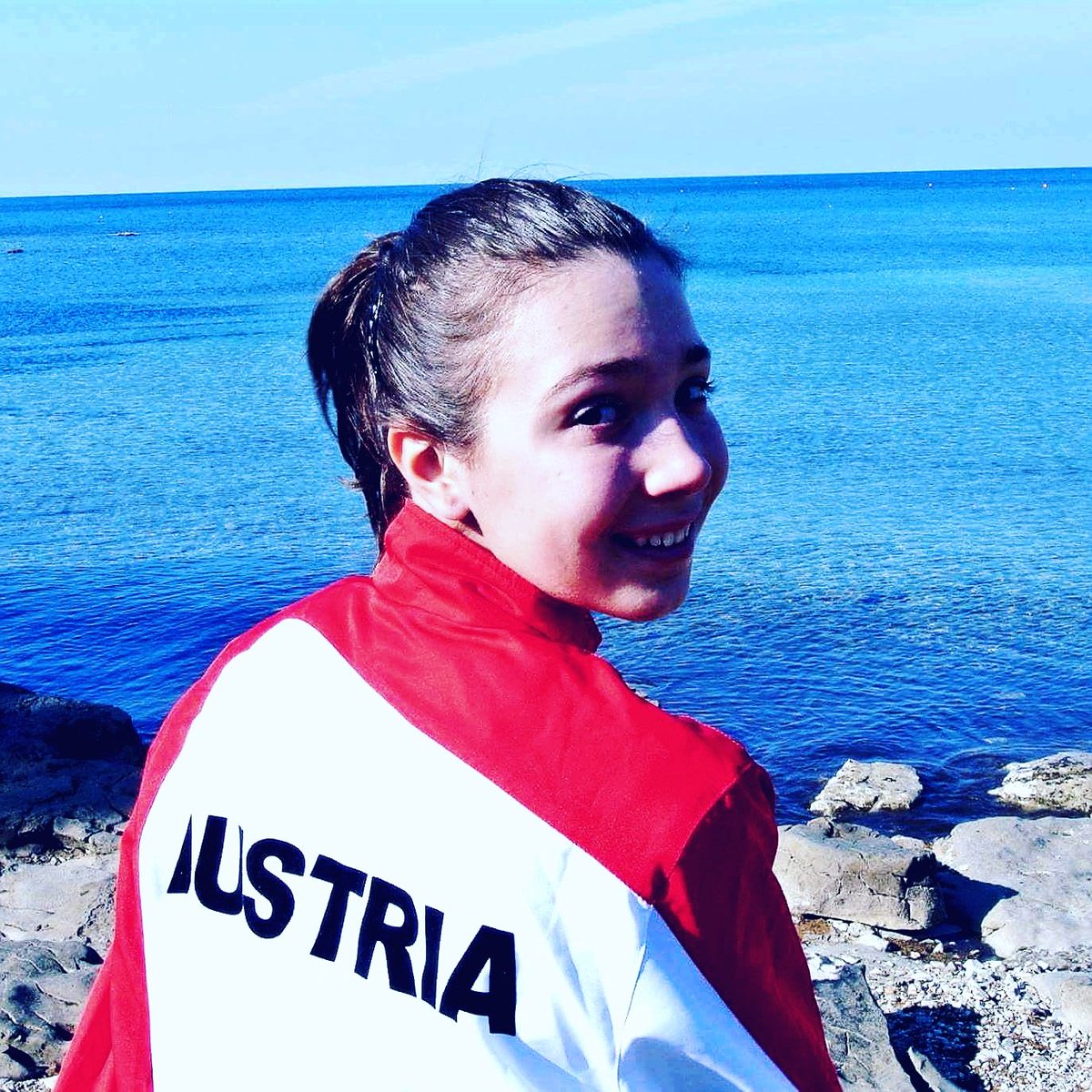 muskelreha's tweet photo. Beau Well Dreams Wien.  Herzlich willkommen in unserem Center Roxana Repasi Sponsoring durch Beau Well Dreams. Wie freuen uns auf eine gute Zusammenarbeit mit Dir und Deinem Profi Betreuungs Team.  
https://t.co/cnHkHtsRAx https://t.co/BrAIxNW31W https://t.co/yXAnA48h3P