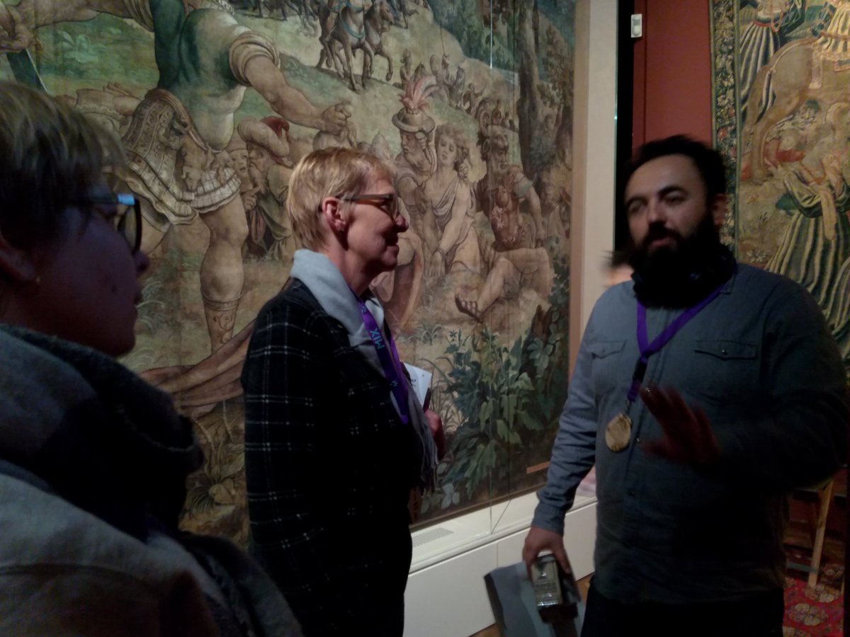SpotStPaul's tweet photo. Karine Lalieu, échevine de @VilleBruxelles a découvert notre prototype #SpotStPaul à @BrusselsMuseums Et vous? #Museomix #MuseomixBE https://t.co/spCW28PTt9
