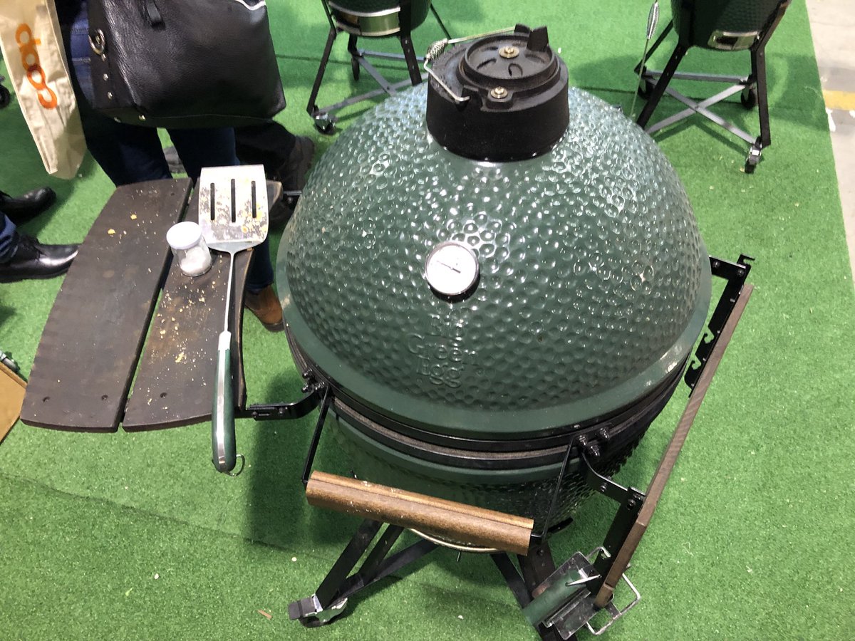 hoomygumb's tweet photo. Ich bin verliebt! 😍 #4grilleure #slowfoodmarket https://t.co/7tX0SLPtiR