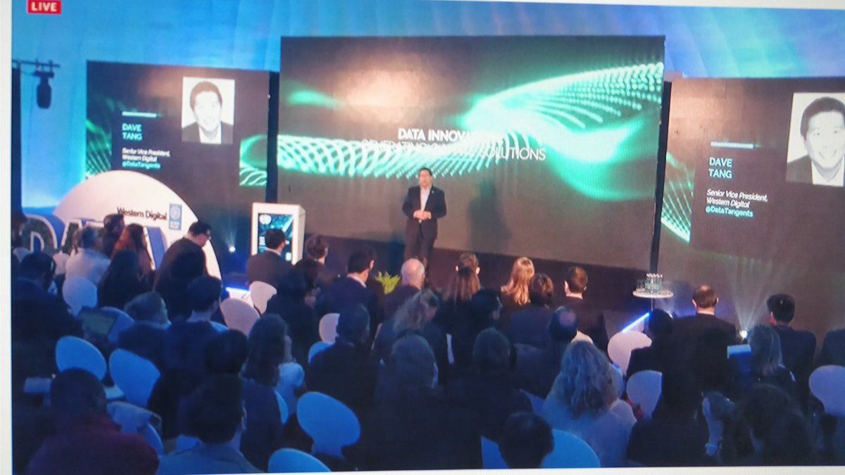 loreta_t's tweet photo. @westerndigital corporate marketing SVP Dave Tang presenting at the #UN event in Bonn.  #D4CA, #DataMakesPossible  #DataForClimate https://t.co/dxmGR4p2mH