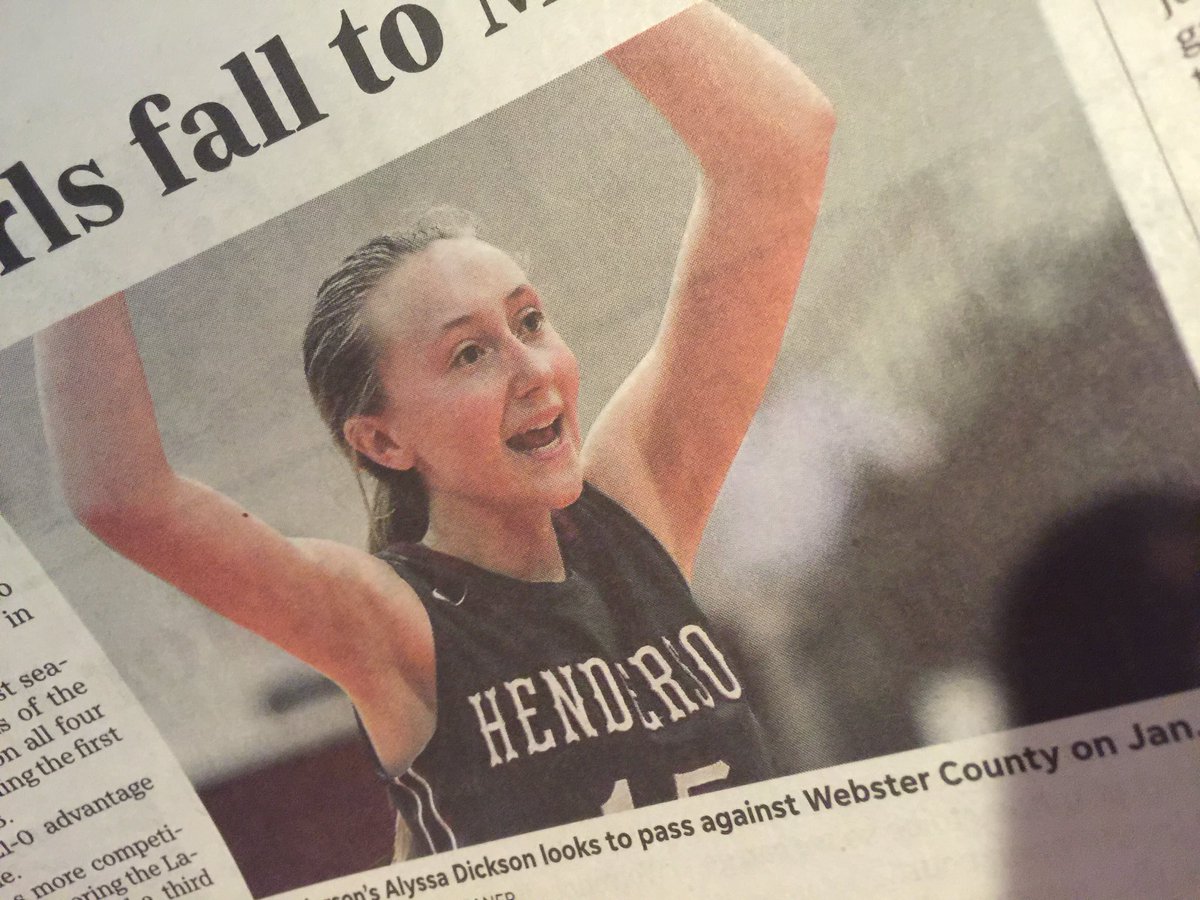 HchsMarketing's tweet photo. Look at this pretty MKT2 girl in the paper today! https://t.co/LsEnxIHvOL