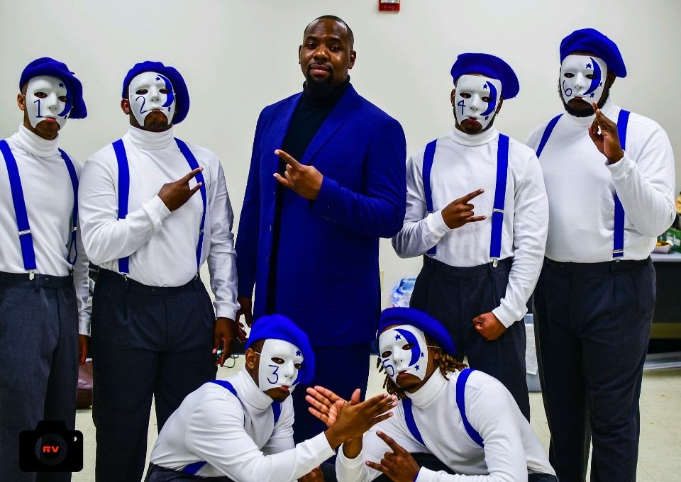 beignetblues's tweet photo. Greatest moment of my life!! Fall 17 in house!! #PhiBetaSigma #DueceClub #BleedBleu https://t.co/DIb8FAl6KH