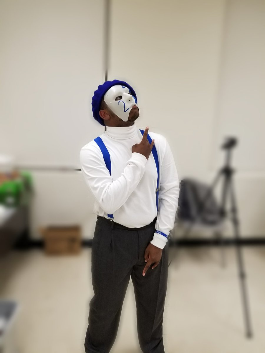 beignetblues's tweet photo. Greatest moment of my life!! Fall 17 in house!! #PhiBetaSigma #DueceClub #BleedBleu https://t.co/DIb8FAl6KH