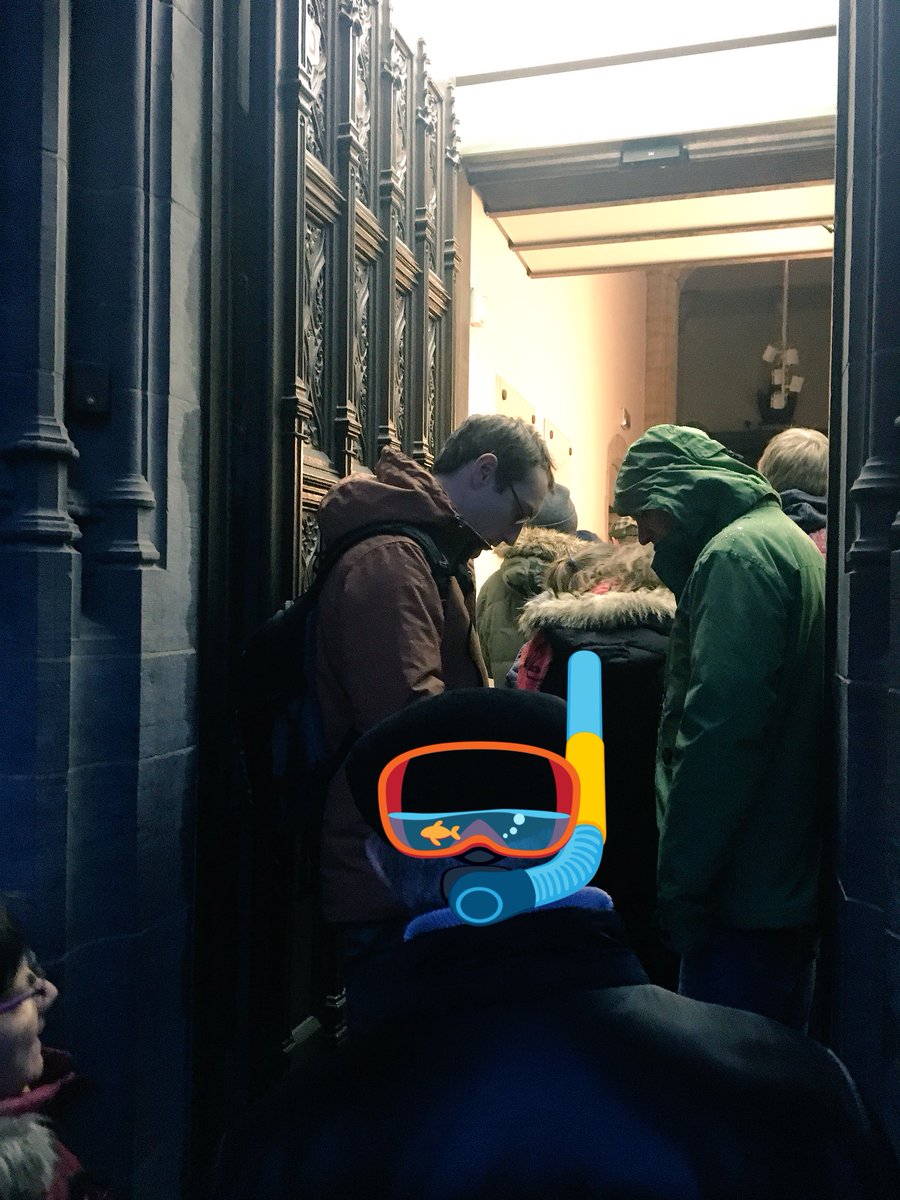 MuseomixBE's tweet photo. All these visitors brave the rain to test our prototypes @BrusselsMuseums @bxl_culture @Museomix_gowild @SpotStPaul @SuperMichGud @beHurbann @FREETHEMUSEUM @whiap #museomix #museomixbe #museum #innovation #creativity #Hackathon https://t.co/OJKA7WmoHk