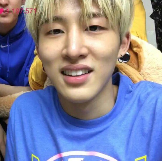 hanbinlqs's tweet photo. #HANBIN ♡ #김한빈 https://t.co/FvqkIUpSY5
