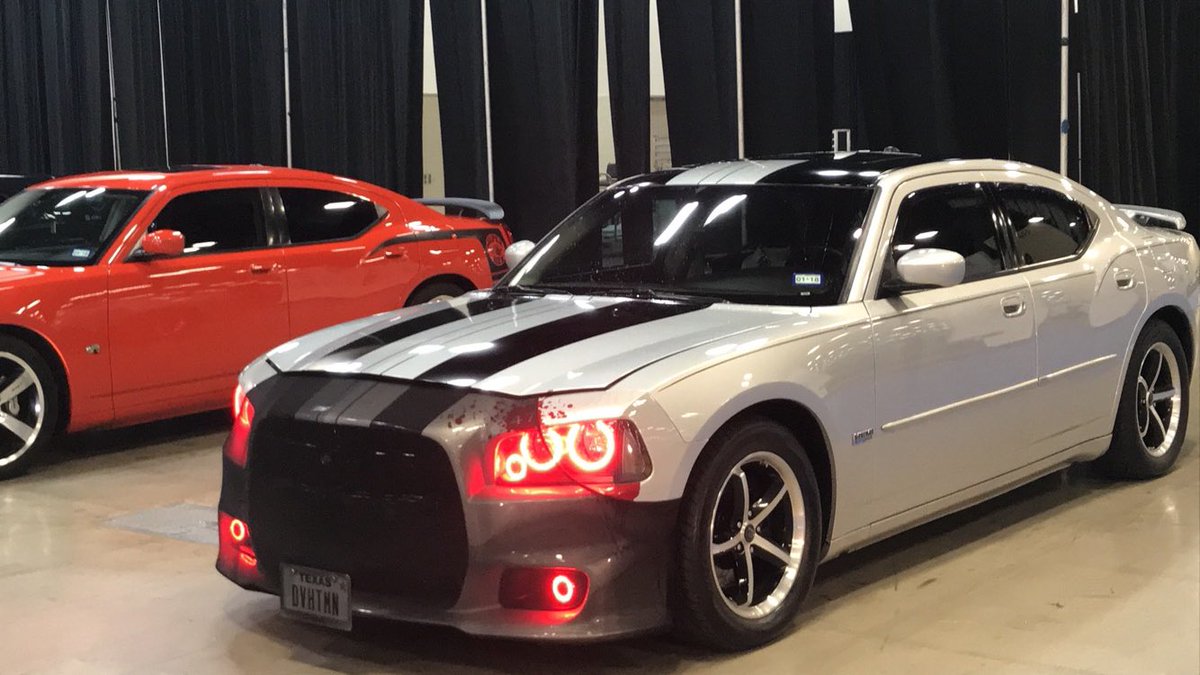 SAAutoShow's tweet photo. Alamo City LX Modern Mopar Club in the house today!!! Make sure you make this one of your stops in the Aftermarket Expo! #SAAS17 https://t.co/VCnIoEr2mf