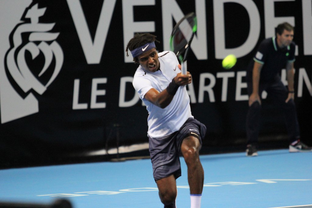 DepVendee's tweet photo. #ITV2017 FINALE @eliasymer mène 7-5 face à Yannick Maden @ITVChallenger https://t.co/ZYOoUHWUSY