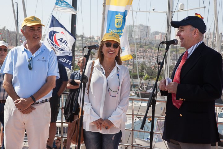 ARCrally's tweet photo. Great fun at the parade of nations for the #ARCrally Opening Ceremony https://t.co/wPZDe59sdJ https://t.co/NFYqWxfRDG