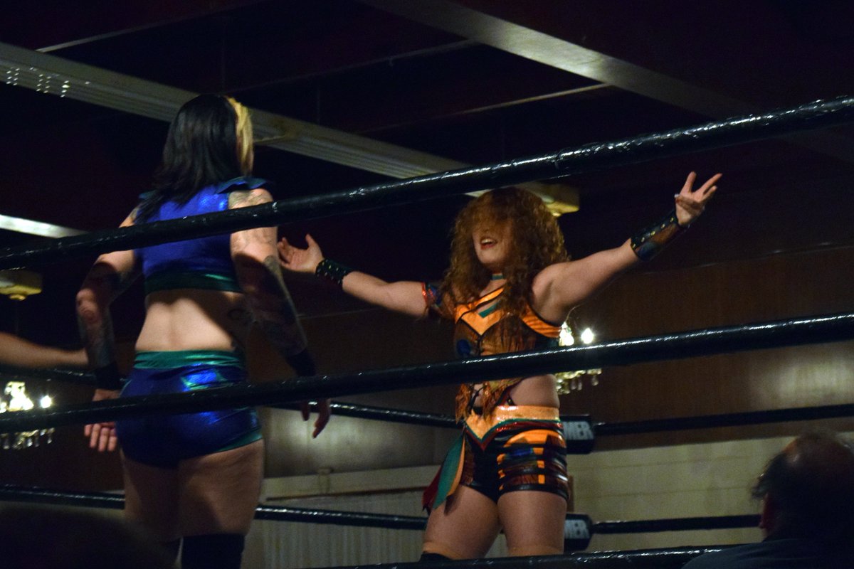 xyonmckell's tweet photo. Great to see @hiroyomatsumoto and @shidahikaru back in @SHIMMERwomen
#SHIMMER96 #SHIMMER97 https://t.co/hBm9x2HTyd
