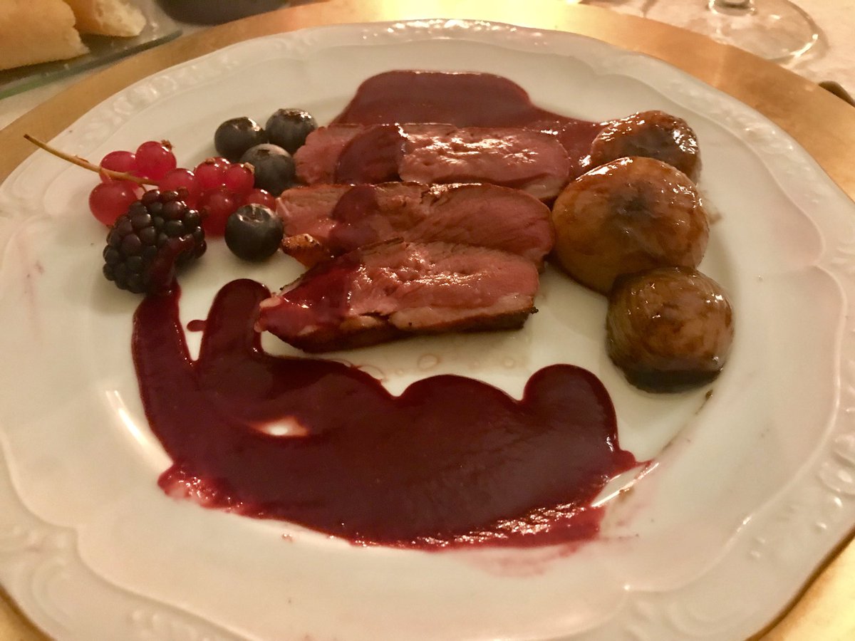 lara_mamaestra's tweet photo. #experiencias únicas gracias a #vizeat y a #silviaarcones #felizdomingo #foodie #economiacolaborativa @rebeccamartin88 https://t.co/24wukP4PGT