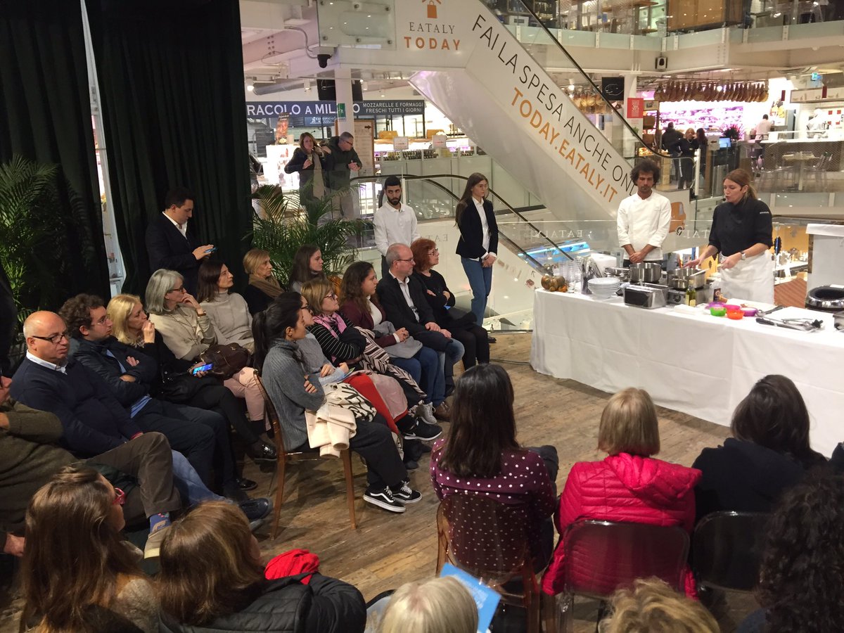 enelenergia's tweet photo. Partiti! Show cooking di @ChiaraMaci a @EatalySmeraldo in diretta qui 👉🏻  https://t.co/E25HDzU5Gx 😊 Stay tuned! #miain20minuti https://t.co/IoWhcuXonQ