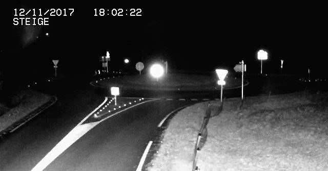 ITA6768's tweet photo. Comme annoncé, la neige tombe actuellement sur les reliefs Vosgiens.
Chaussée recouverte de neige secteur Col du #Donons & neige secteur Col de #Steige. Soyez vigilants si vous devez prendre la route dans le secteur & de manière générale au dessus de 500m d'altitude. #meteo67 https://t.co/sWC3X8MDHu