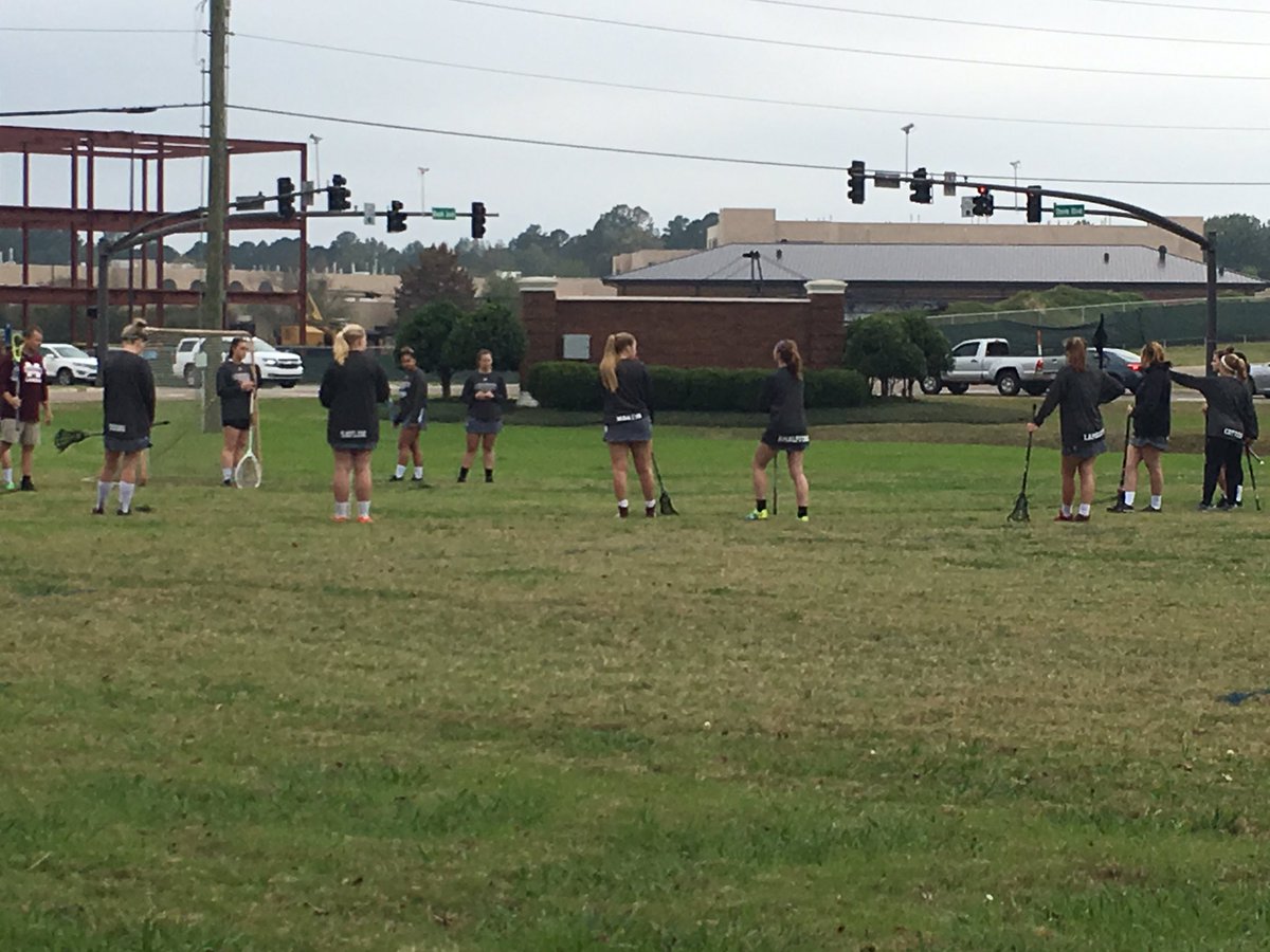HailStateLAX's tweet photo. Come support @hailstatewlax as they take on Alabama today at 1 at the fields on Stone Blvd!!
#HAILSTATE https://t.co/acY0r5rWi1