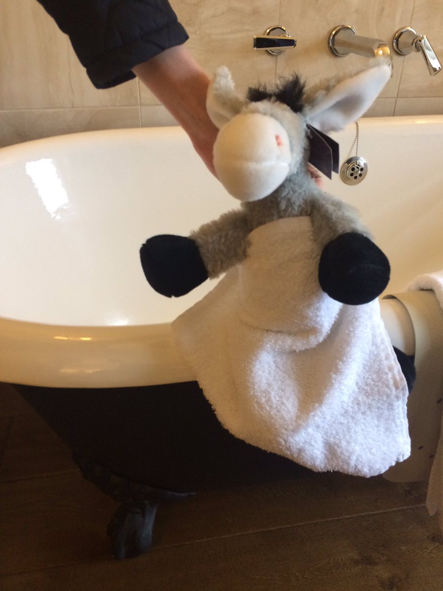 greydanielle's tweet photo. Fun at The Grove #earlgrey #wildgooseevents #thegrove #wildgoose https://t.co/lM6ttiSicA