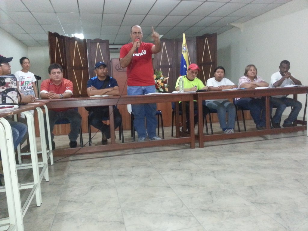 mezinpsuv's tweet photo. Reunión de Planificación, Organización y estructuración del comando, rumbo a la victoria este 10Dic para la Alcaldía de nuestro municipio Alberto Adriani #PorMiVigiaQuerido https://t.co/HeYuMkHExx