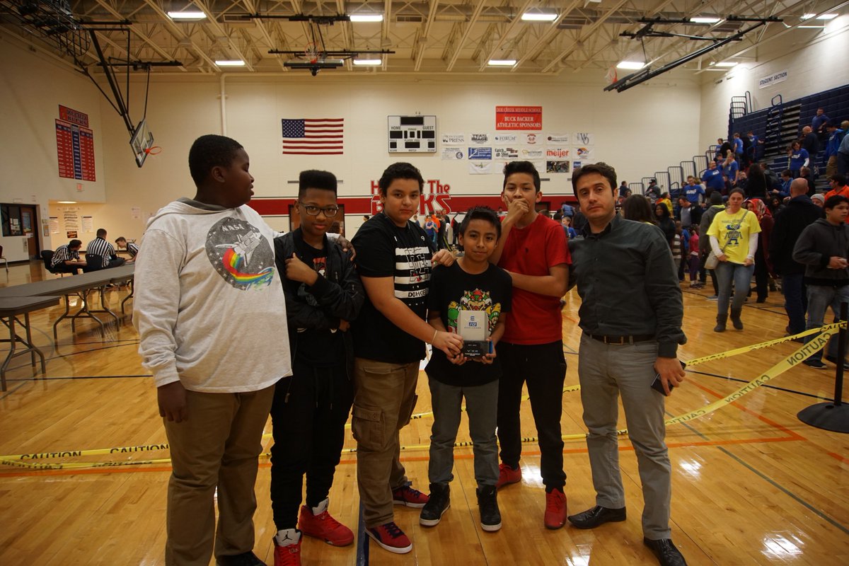 imsanorth's tweet photo. What is an early huge success for our Middle School Robotics Team who won #VEXIQ Teamwork challenge on Saturday and qualified for the State Championship. Congratulations guys. #weareconcept https://t.co/qzoe679wq2