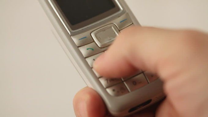 Arrancan notificaciones de bono navideño anunciado por el presidente Maduro para 4 millones de familias albaciudad.org/2017/11/arranc…