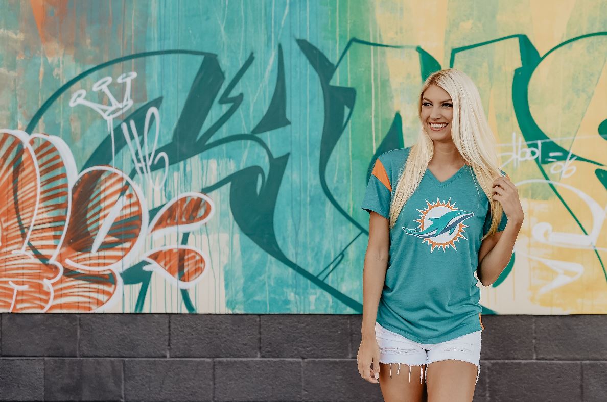 Get ready for our last #EdMorseVIP giveaway this season, get 2 tixs, parking, &amp; meet <a href="/MDCheer/">Mater Dei Cheer</a> Dec 3rd Enter to win: ow.ly/hqvW30gohyk