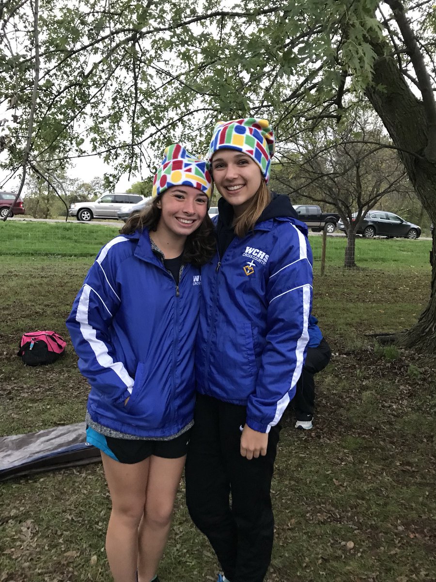 oliviablosch's tweet photo. Happy Birthday to my favorite person  ever. Already crying that you won’t be with me next year 😭 XC would be 10x more painful without you. ❤️ https://t.co/Un5iKlif4X