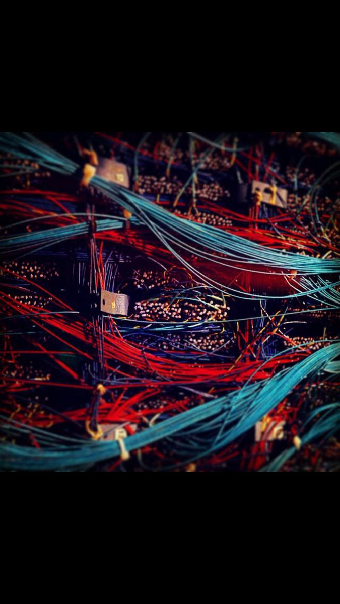 Theblakhat's tweet photo. I live behind a screen... https://t.co/974f8XDIBG