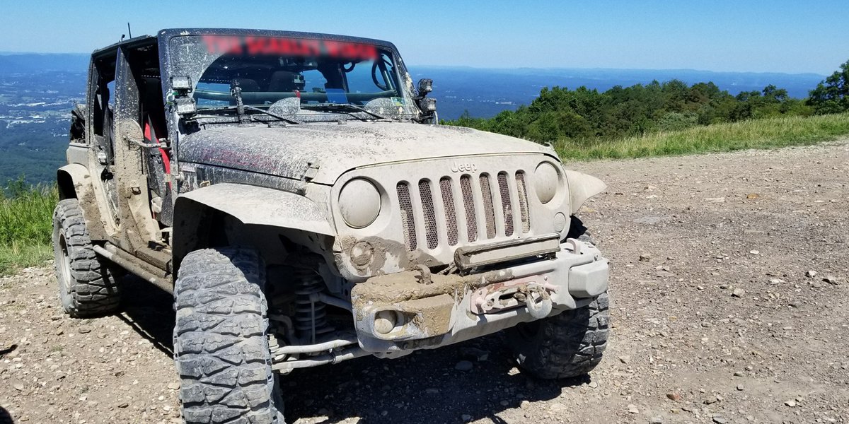 Jeep's tweet photo. Misbehaving. Photo credit: Corey O'Brien https://t.co/TM0cEvxORa