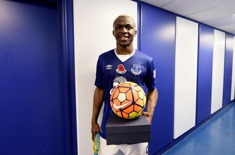 Happy 33rd Birthday to the one and only Arouna Kone    