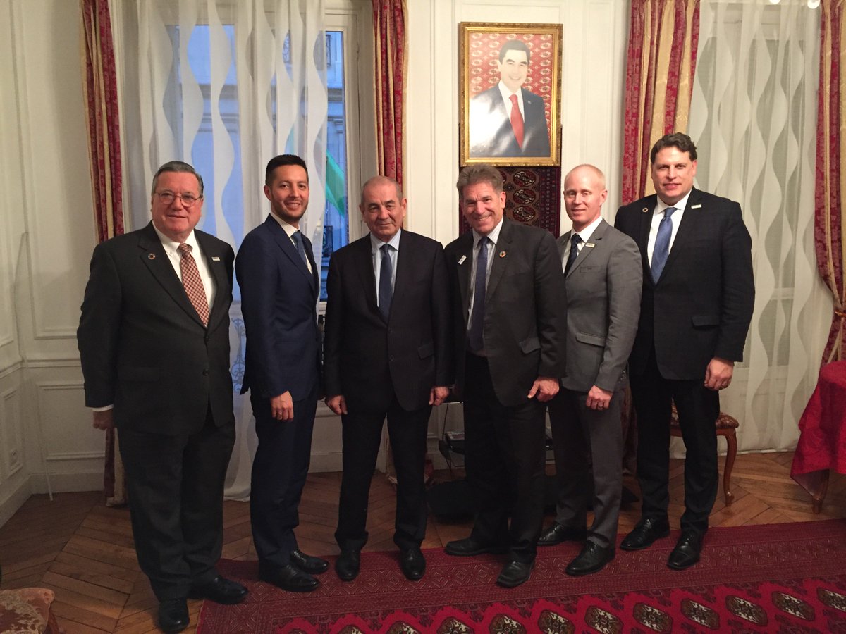 The US #Expo2023 Team is in Paris engaging <a href="/BIEparis/">BIE</a> member states leading up to the Nov 15 vote, where they will decide where the 2023 World's Fair will be held. The US is hoping to bring the World's Fair back home for the first time in almost 40 years. go.usa.gov/xnDs2