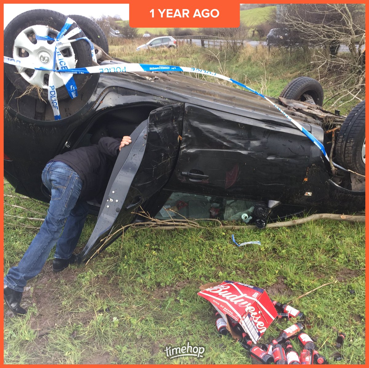 gingaasnaps's tweet photo. Canny believe a year ago ma da had a pure bad crash n then the next day he went back to see if his crate was alright https://t.co/GqKOP26sUI