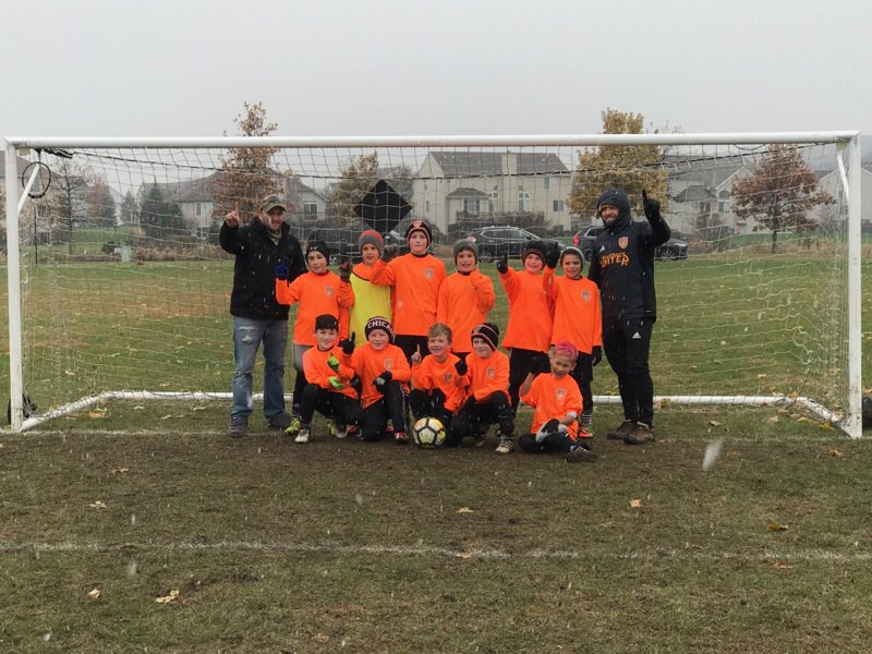 PeteD_NUFC's tweet photo. U10BP Players & parents, TY for a gr8 season. All the boys hard work paid off #1. Parents = positive cheering showed others. TY #NUFCstrong https://t.co/dzXQ6L5EWX