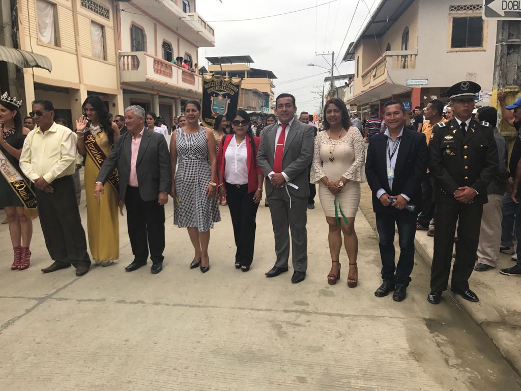 Celebrando 31 años de parroquialización d Laurel,parroquia rural del cantón Daule con Jefe y Teniente Político, Comisaria, Policía Nacional