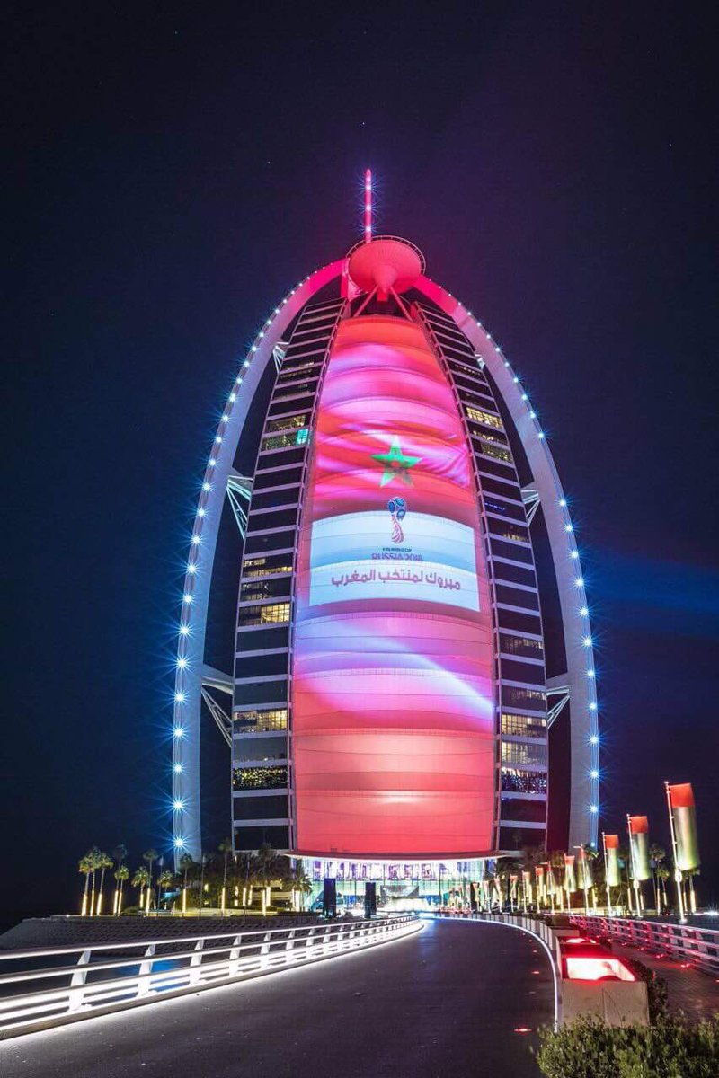 MarocTopNews's tweet photo. London 🇬🇧 et Dubaï 🇦🇪 aux couleurs du Maghrib 🇲🇦 https://t.co/KlaQLVVYMO