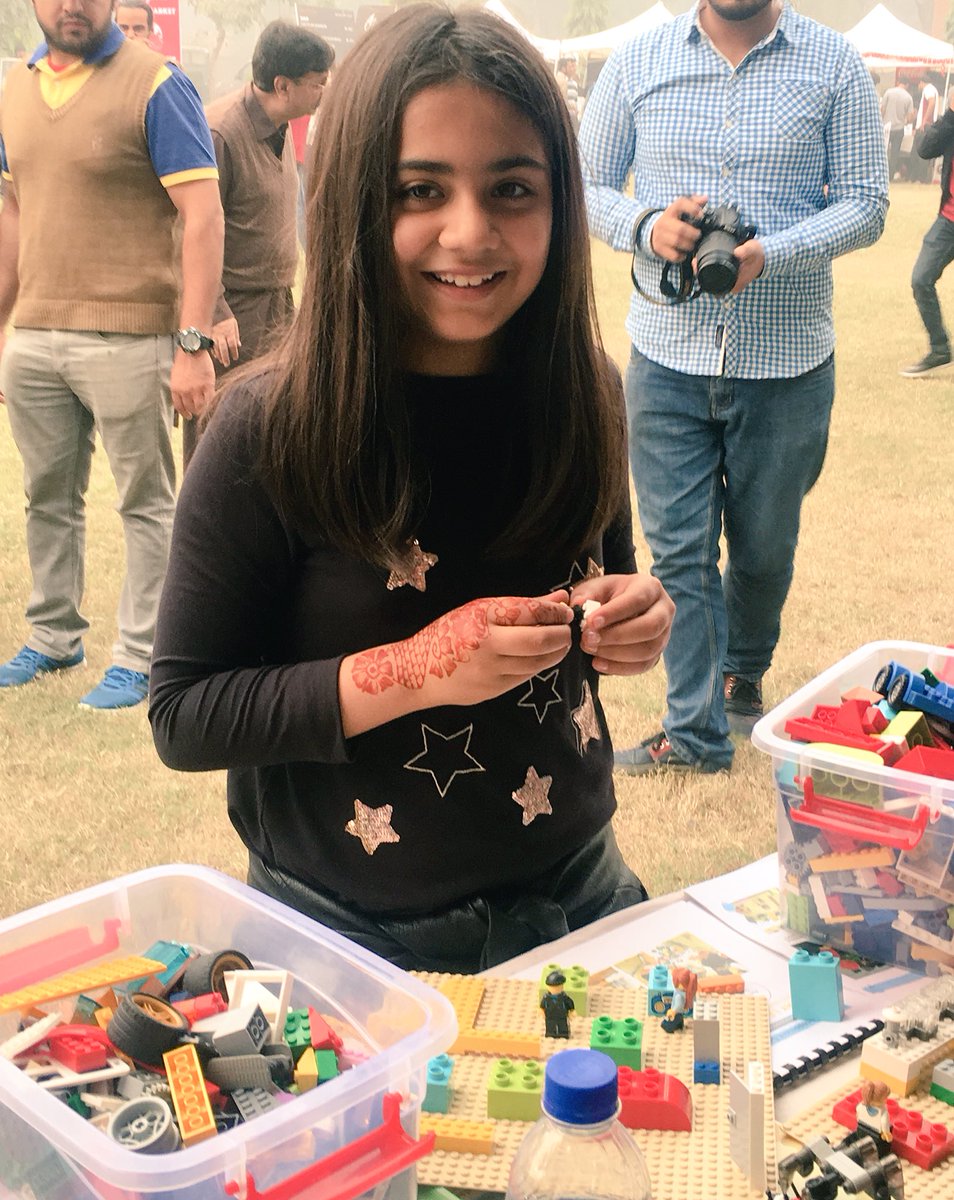 themixpakistan's tweet photo. .@AliNoor’s daughter Sanjana using #lego to make her ideal classroom! 
#MIX2017 #findyourmix https://t.co/uW4RuTVWrO