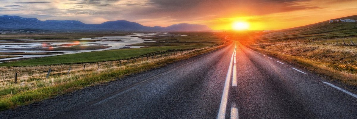 DotChiropractor's tweet photo. Hello #TruckDrivers across our beautiful US of A! 🇺🇸 I’m a DC with a Functional Medicine background. Let me help you. @WomenTruckers @UTDSTruckSchool @TruckersReport @CALTruckSchools #health #DOTexam #truckers #Trucking https://t.co/FiQSy9Rrrc
