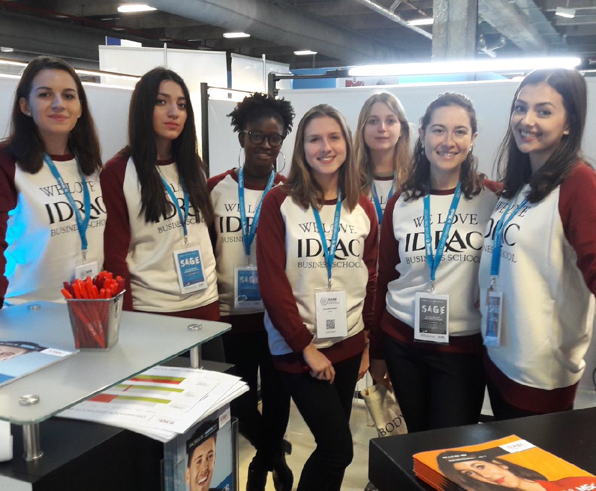 PascaleLLefevre's tweet photo. Un we rempli de contact et de bonne humeur 🙏 un grand merci à tous les étudiants #IdracBusinessSchool impliqués et enthousiastes une représentation réussie 👏 @HEP_EDUCATION #stand76 #sage2017 @Salon_SAGE @SebBabouin https://t.co/P00dcVw1HF