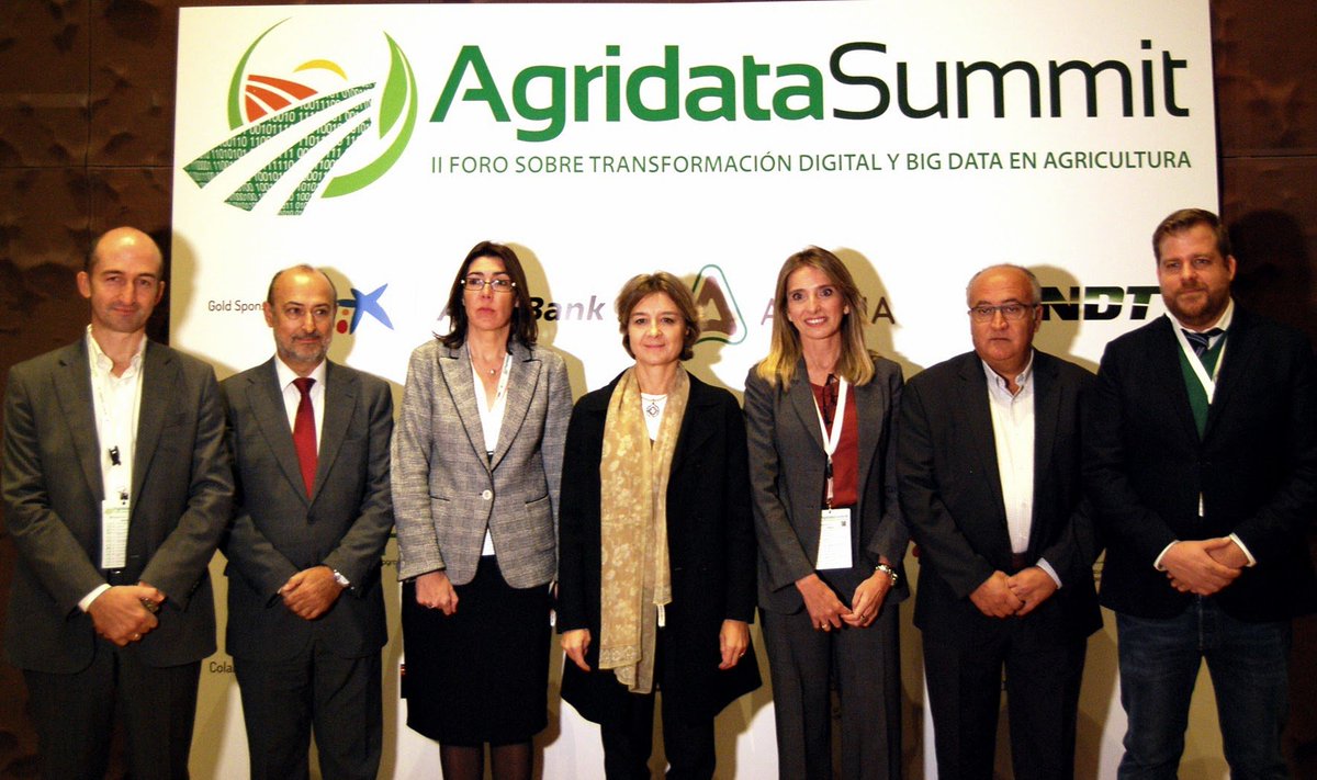 📌📌🆙🆙 El sector agroalimentario “se engancha” a la nueva revolución digital y piensa en la cobertura 4G en el mundo rural agroinformacion.com/el-sector-agro… @Agroinformacio @bynse #AgridataSummit @La_COAG