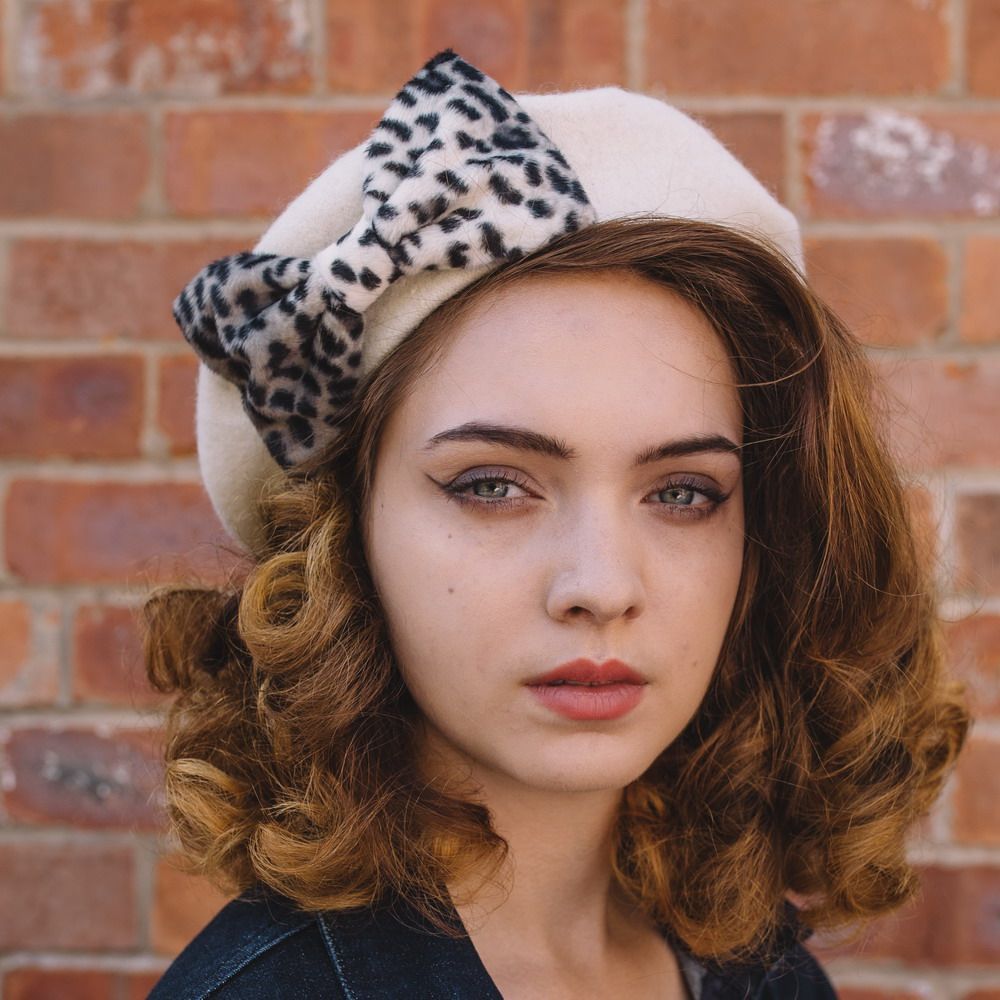 ImogensImagine's tweet photo. This classic beret has found a new home via my Etsy shop...purrfect for a leopard print lover! This one is off to London #madeinsheffield #etsysheff #etsyseller #etsyUK #etsyshop #etsy #beret #hat https://t.co/CoXoWJvCuH https://t.co/bAgo2i92td