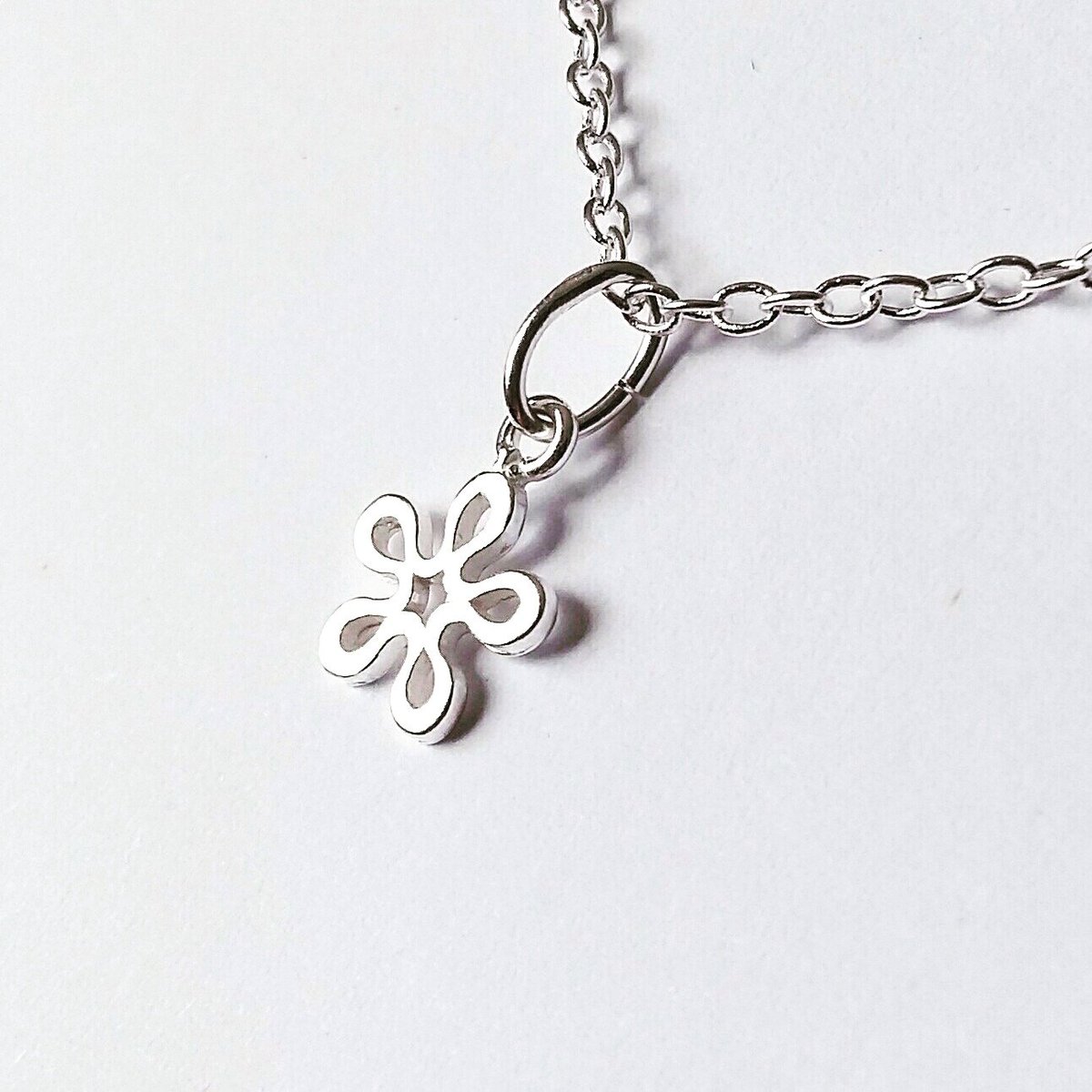 Sterling silver #forgetmenot #necklace perfect #christmas #gift. Available @etsy #womeninbizhour
