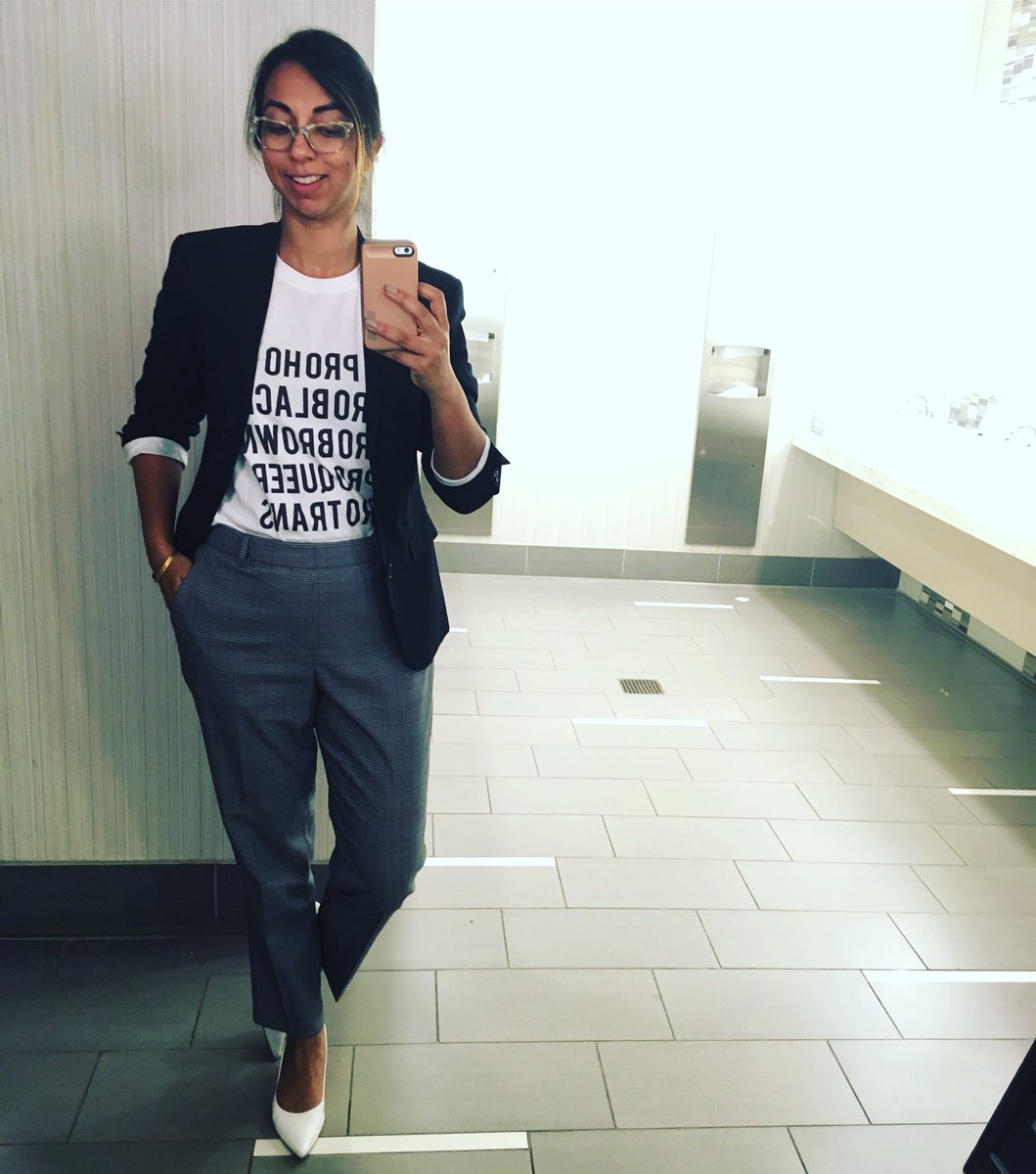 SexProfSofia's tweet photo. My pub on queer/feminist conference style guide is forthcoming #SSSS2017 #shoplocal #shopwomenowned @HelloHoliday jumpsuit Stella pants @freeman_morgann’s tshirt https://t.co/97jURlvaJt