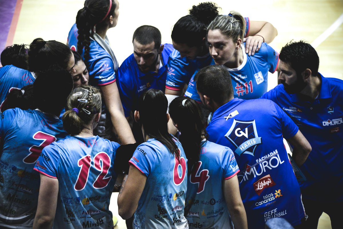 CVHaris's tweet photo. 🏐FINAL🏐
@VoleibolLogrono 15-13 #DimurolLibbys
No pudo ser. Las blanquizules no consiguen forzar el 'Golden Set' y el conjunto riojano se proclama campeón de la #Supercopa2017🏆(3-2). Enhorabuena!
Por nuestra parte...¡ORGULLO de este equipo!💙 ¡Ánimo leonas! 🦁 https://t.co/9aebzT2p1g
